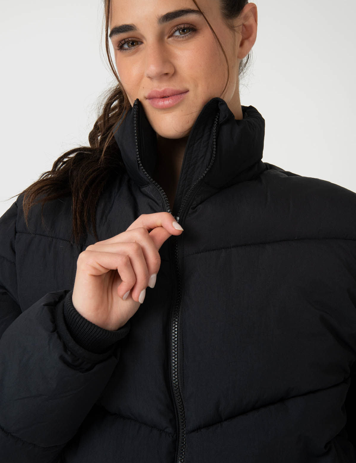 Parka Mujer Puffa Negra Bsoul