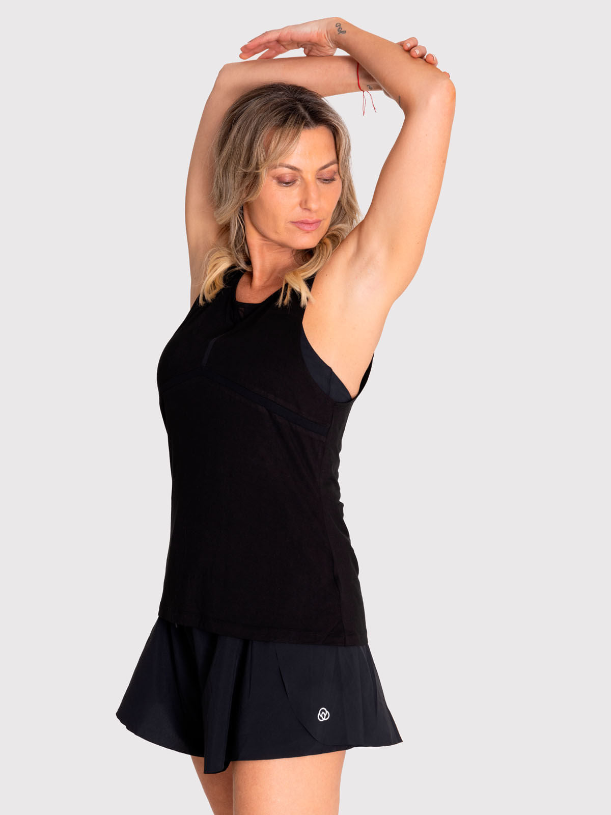Polera Mujer Vest Irene Negra