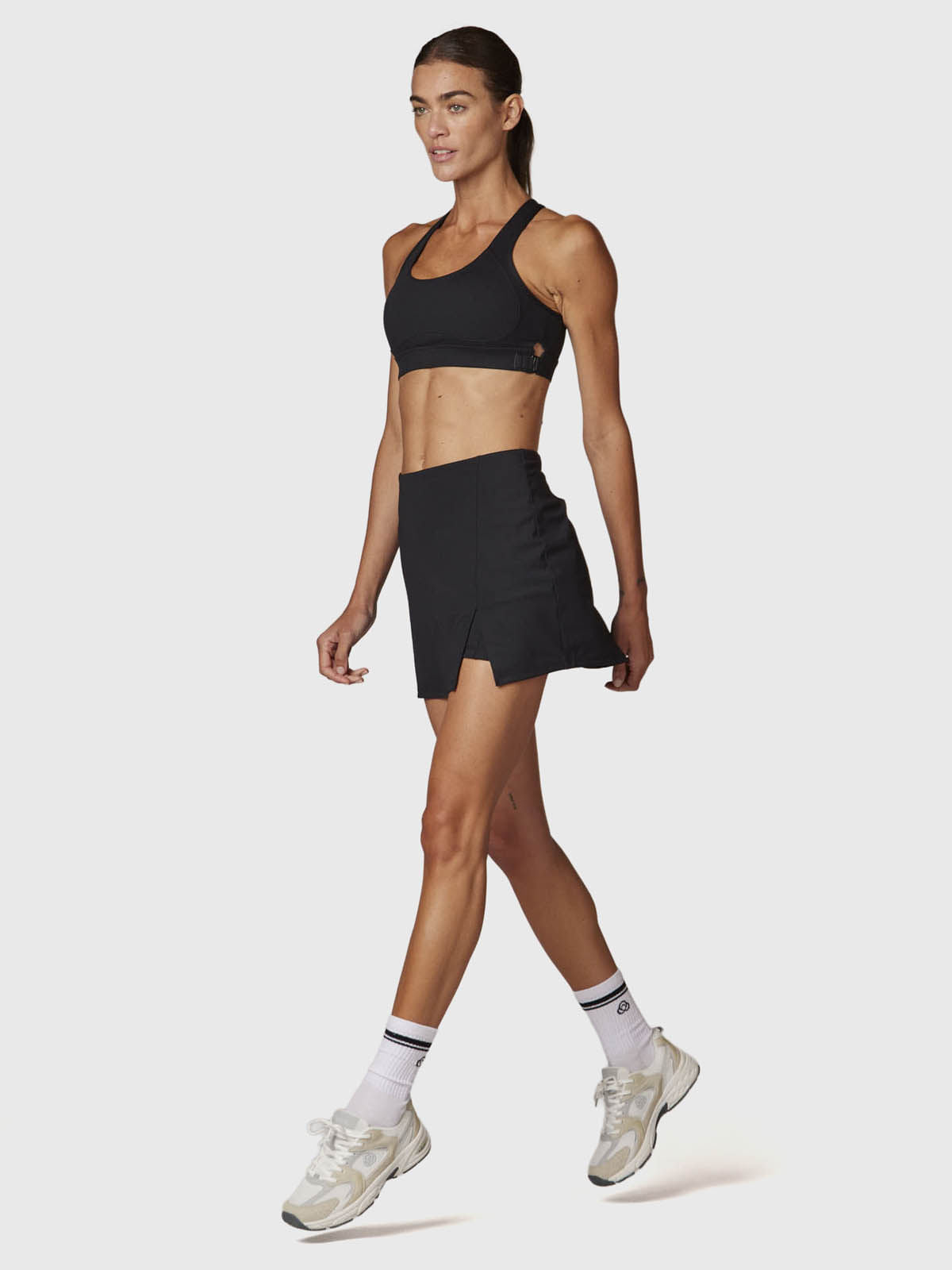 Falda Mujer Isabel Aloe Negra Bsoul