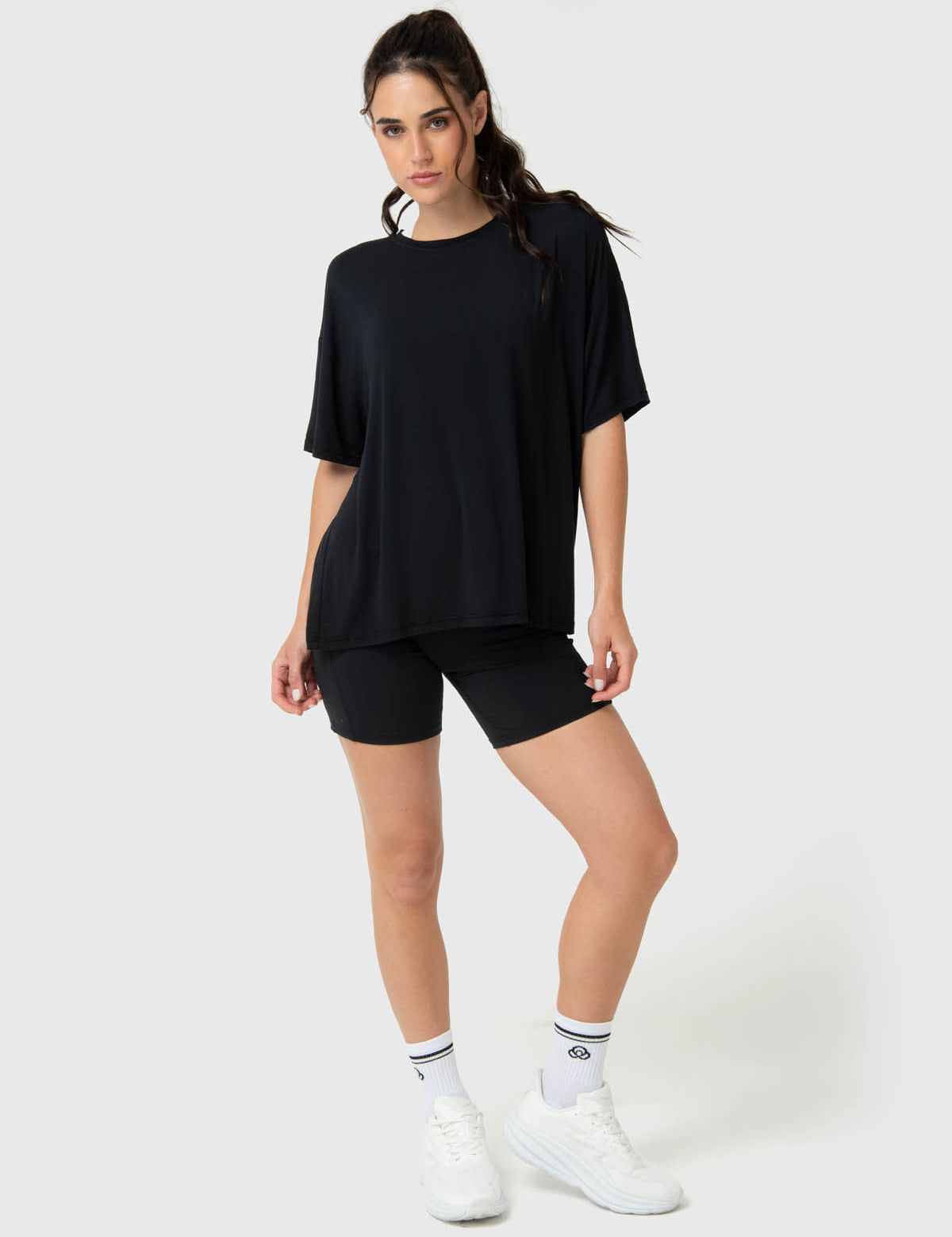 Polera Anto Aloe Negra Bsoul