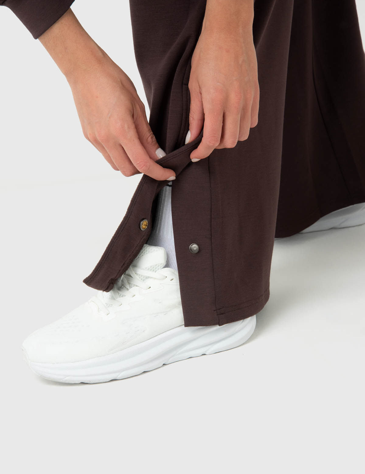 Pantalón Mujer Modal Aloe Café Bsoul