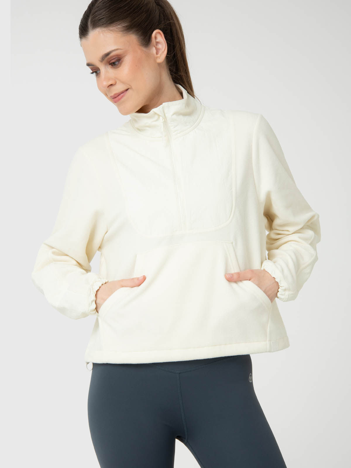 Polerón Mujer Mid Zip Crudo Bsoul