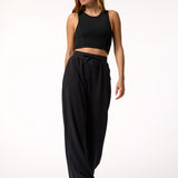 Polera Crop Top Rib Aloe Negra Bsoul