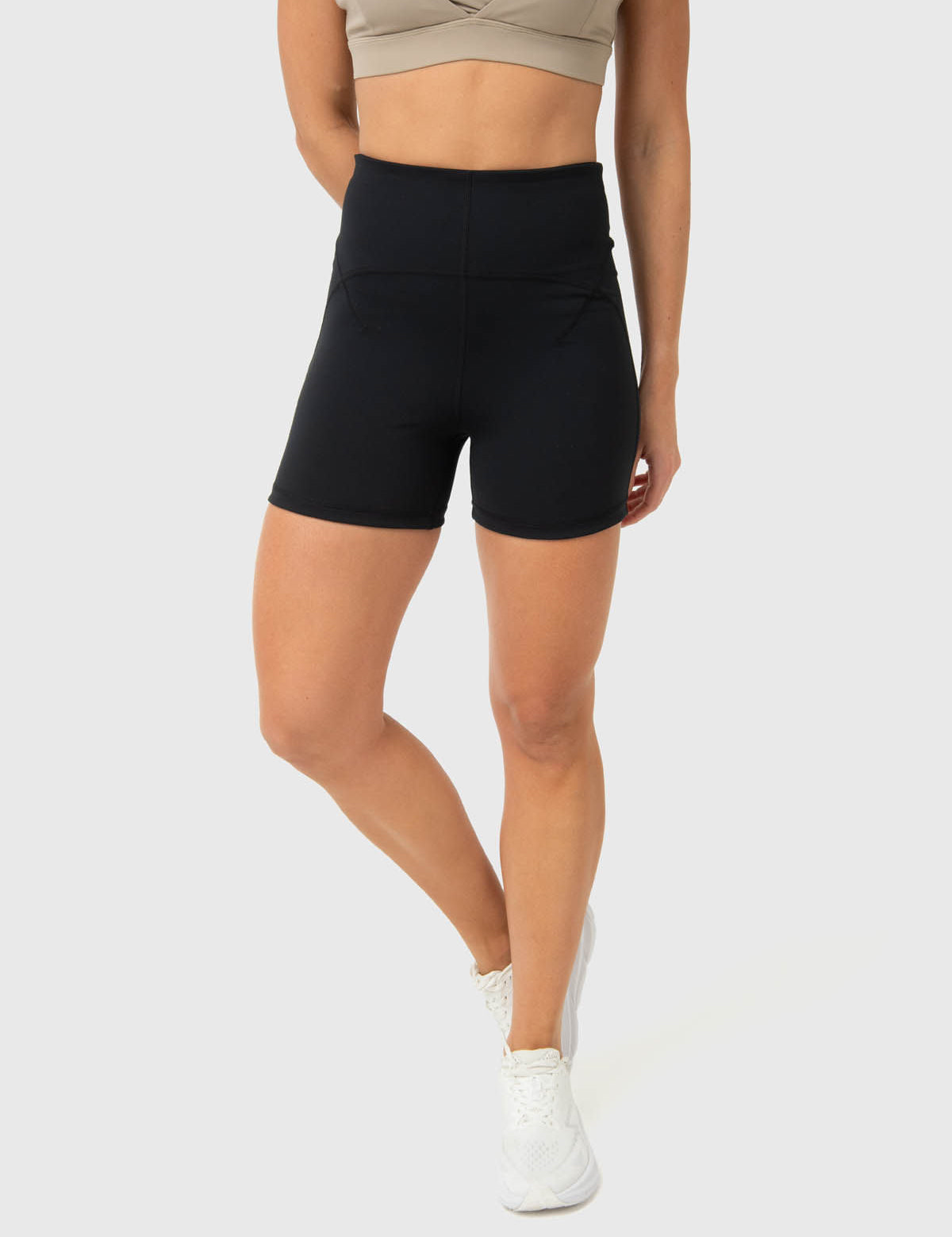 Short Mujer Maite Negro Bsoul