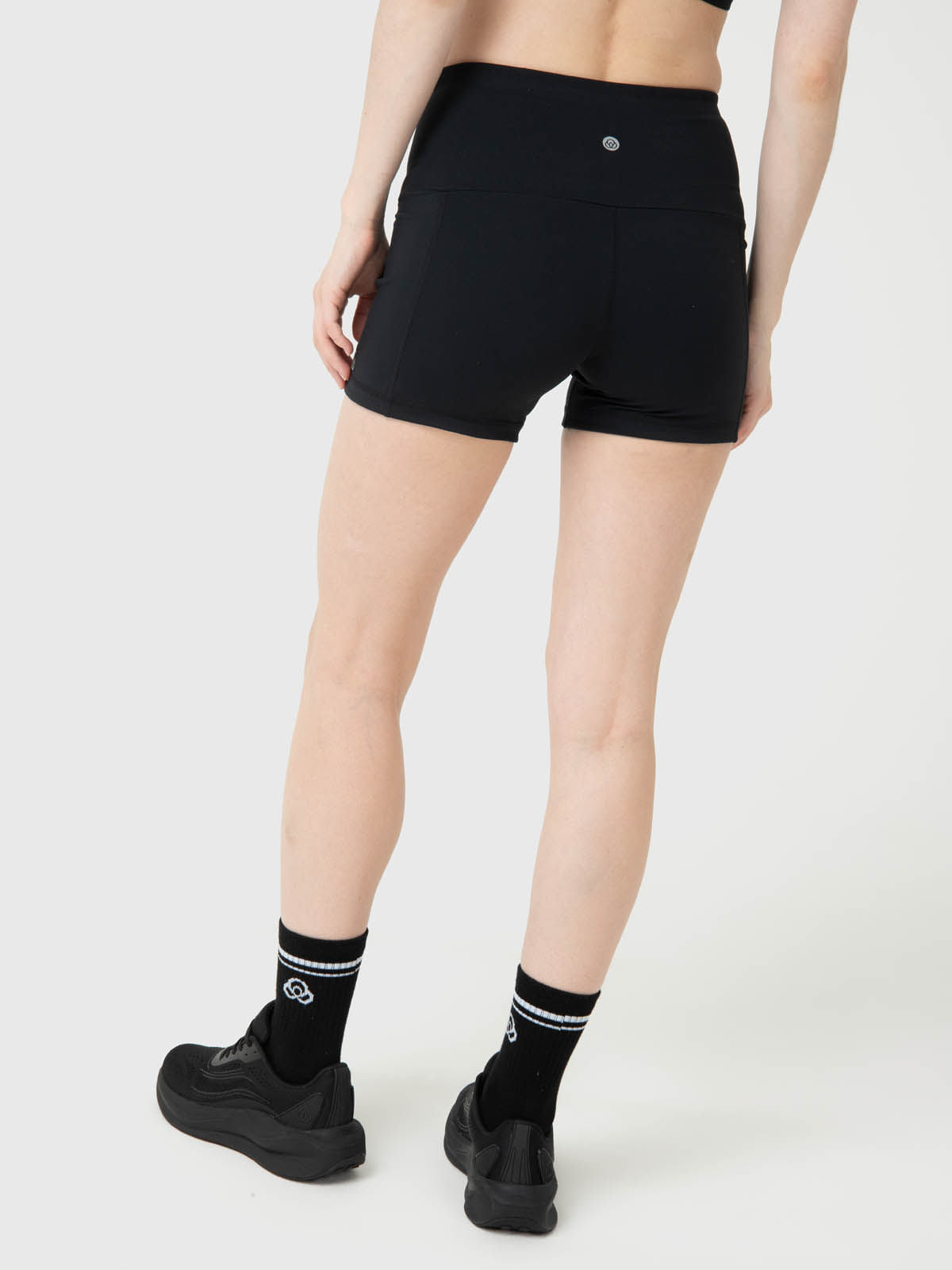 Short Mujer Enia Aloe Negra Bsoul