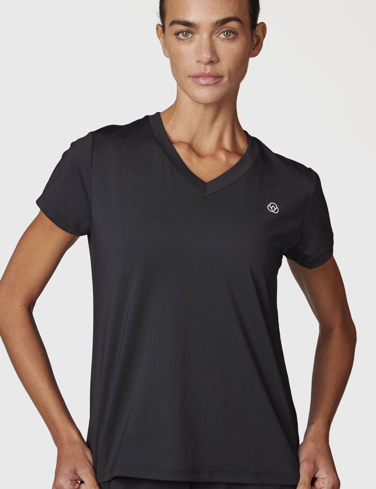 Polera Mujer V Neck Aloe Negra Bsoul