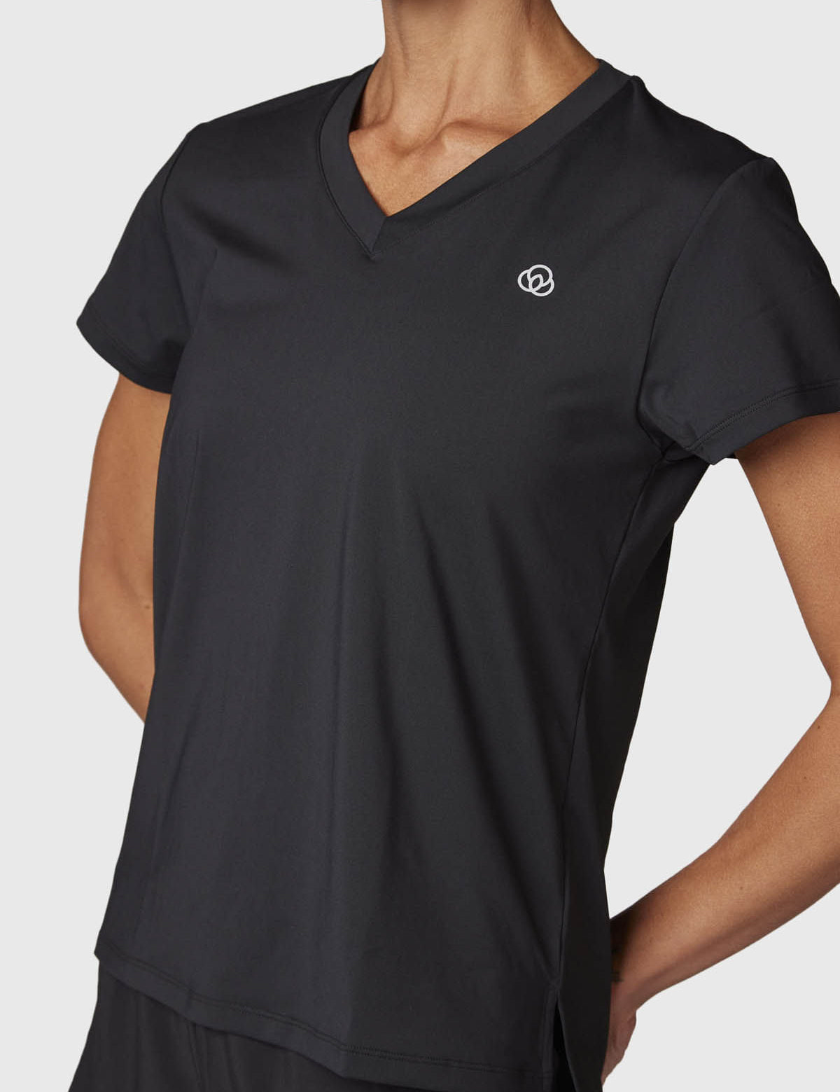 Polera Mujer V Neck Aloe Negra Bsoul
