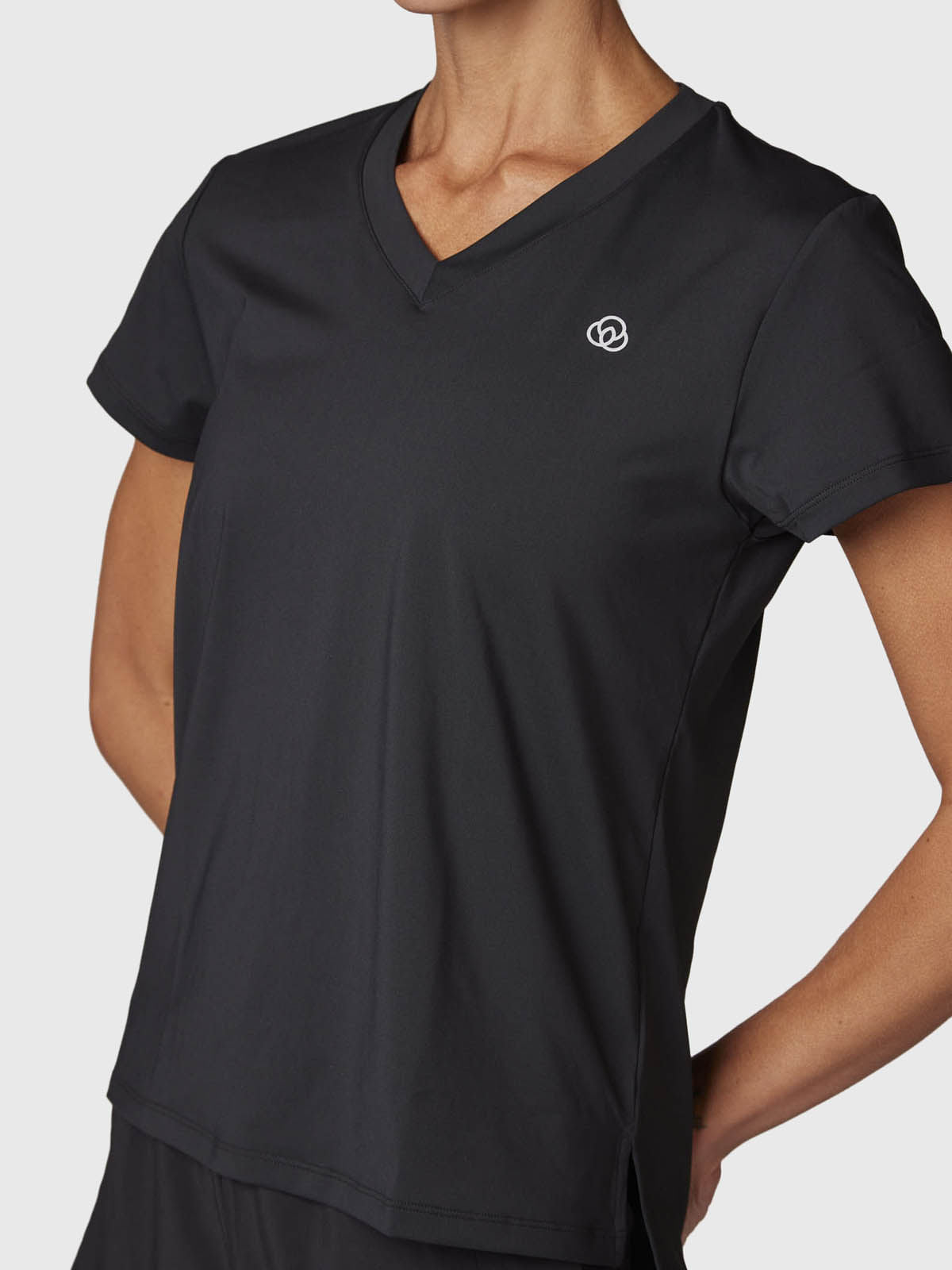 Polera Mujer V Neck Aloe Negra Bsoul