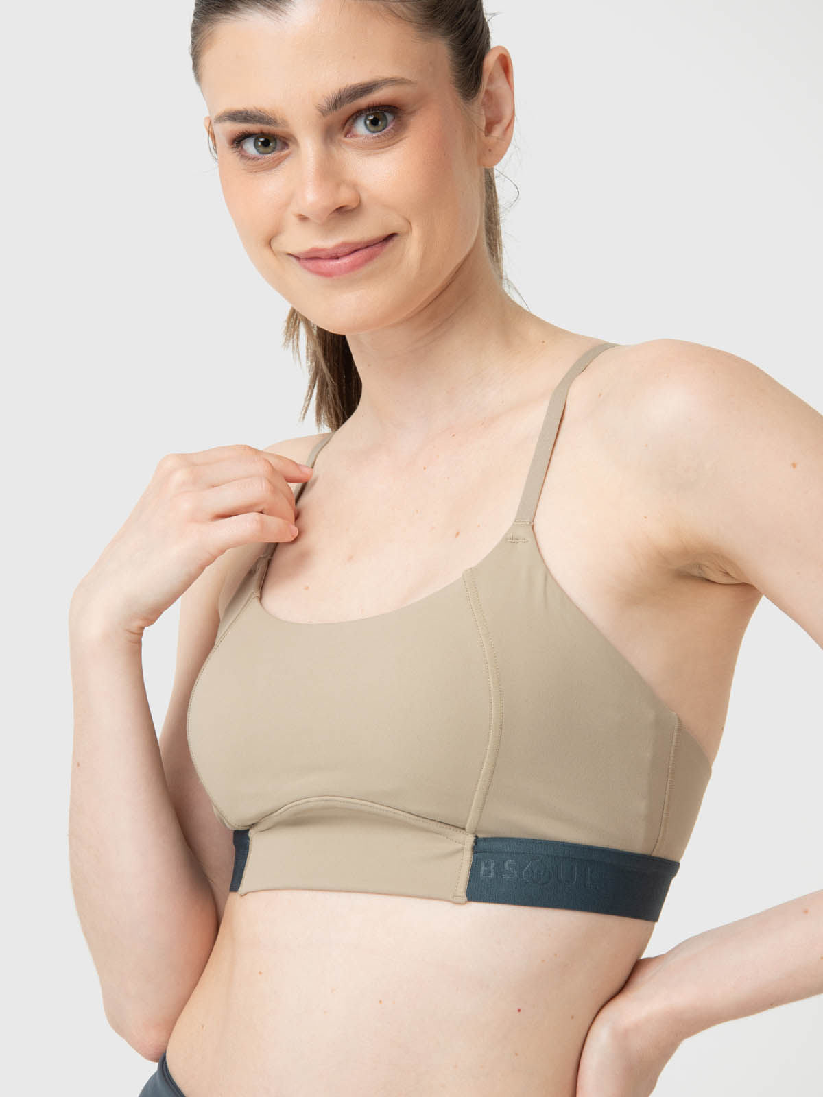 Peto Mujer Isabel Aloe Beige Bsoul