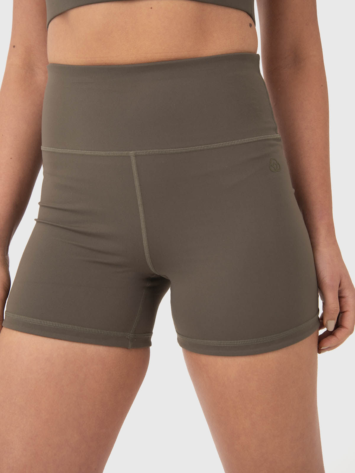 Short Mujer Flo Verde Bsoul