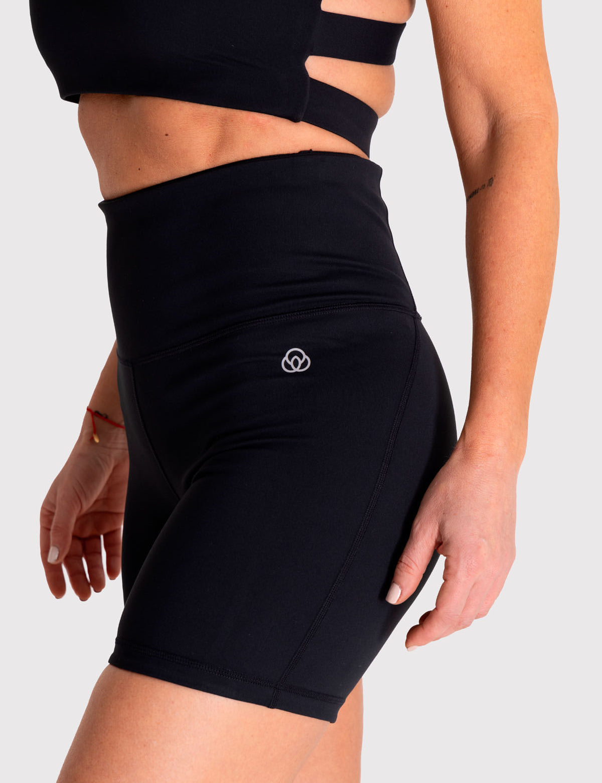 Biker Mujer Aura Negra Bsoul