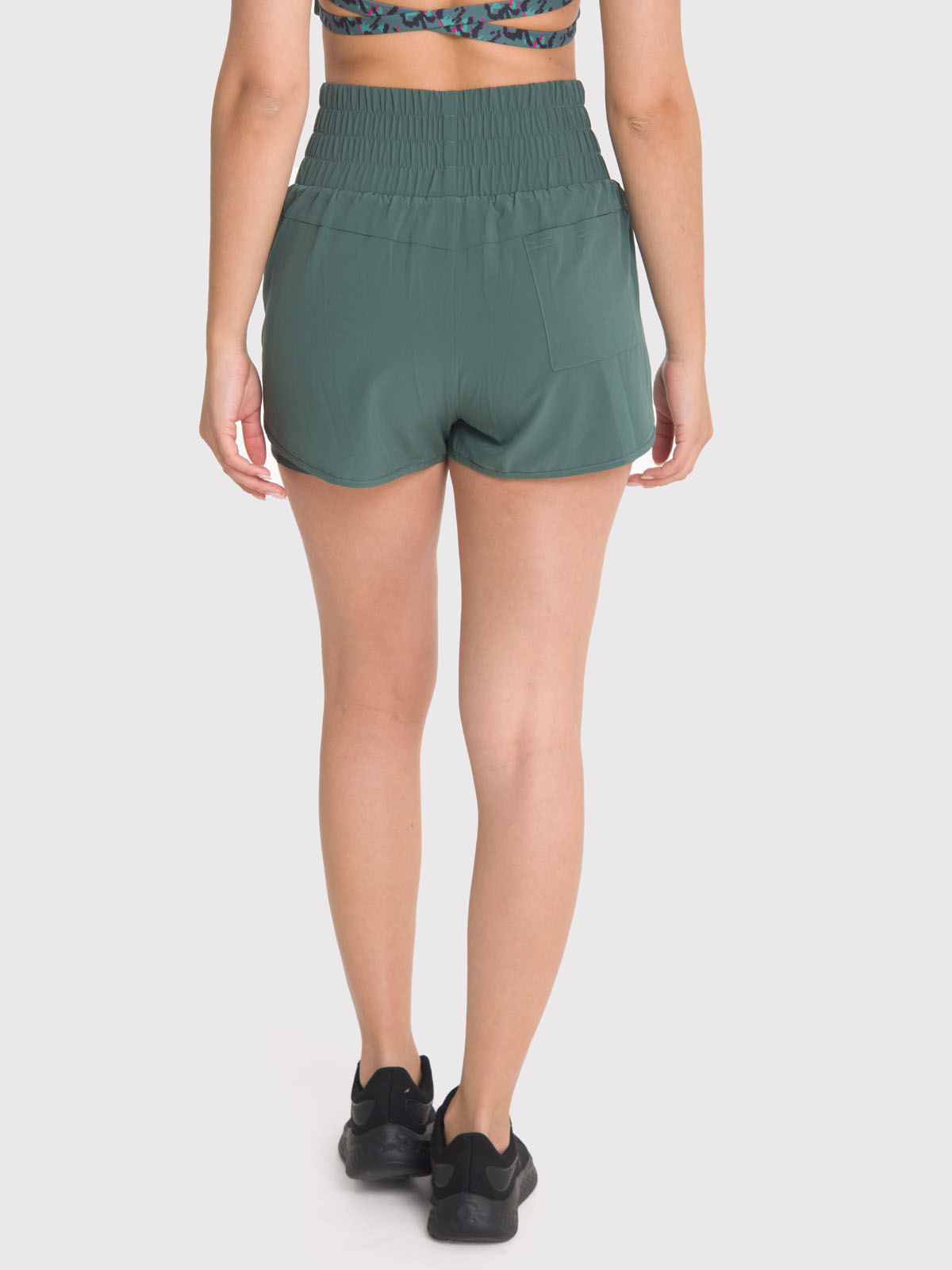 Short Mujer Pocket Verde Bsoul