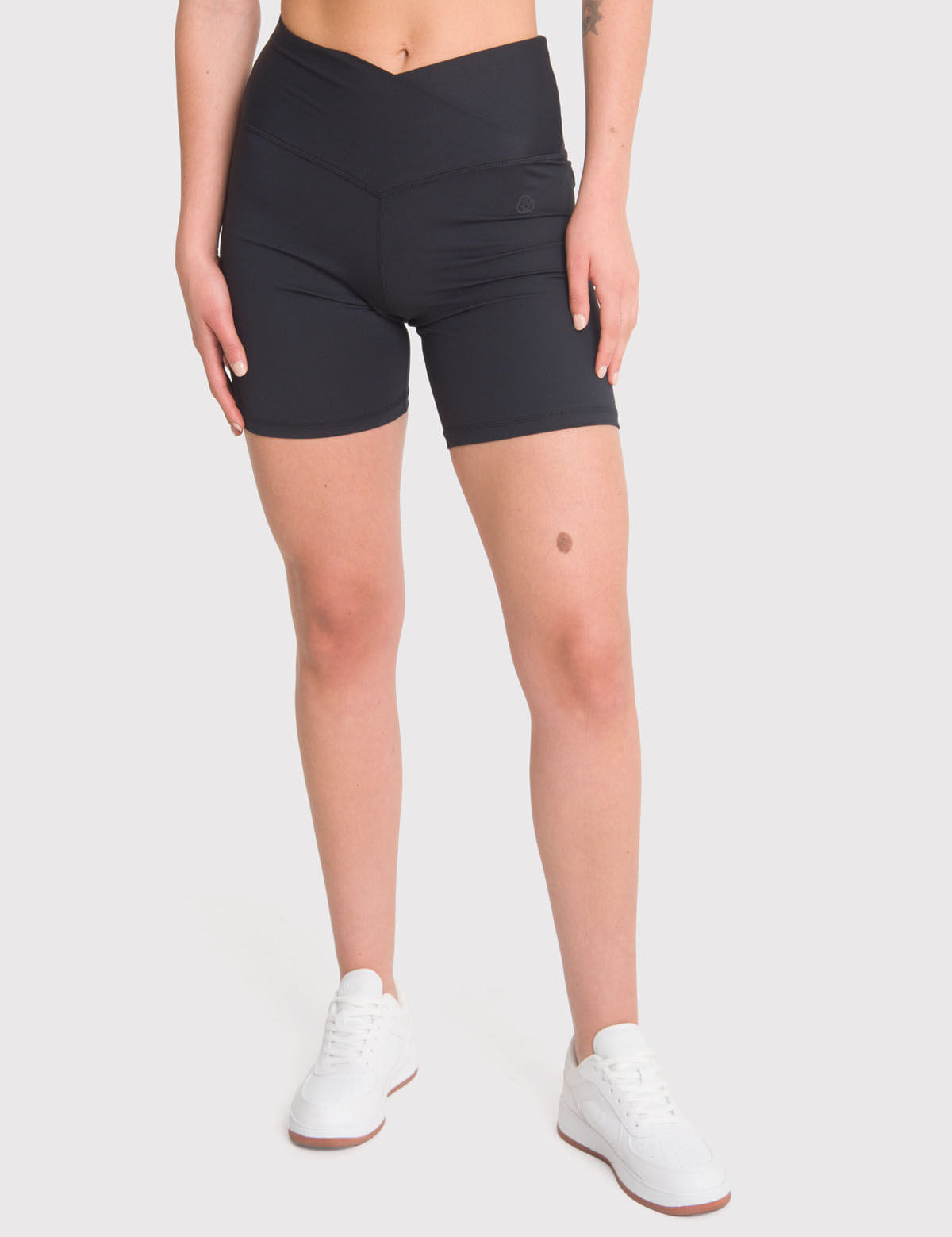 Biker Mujer Livia Negro Bsoul