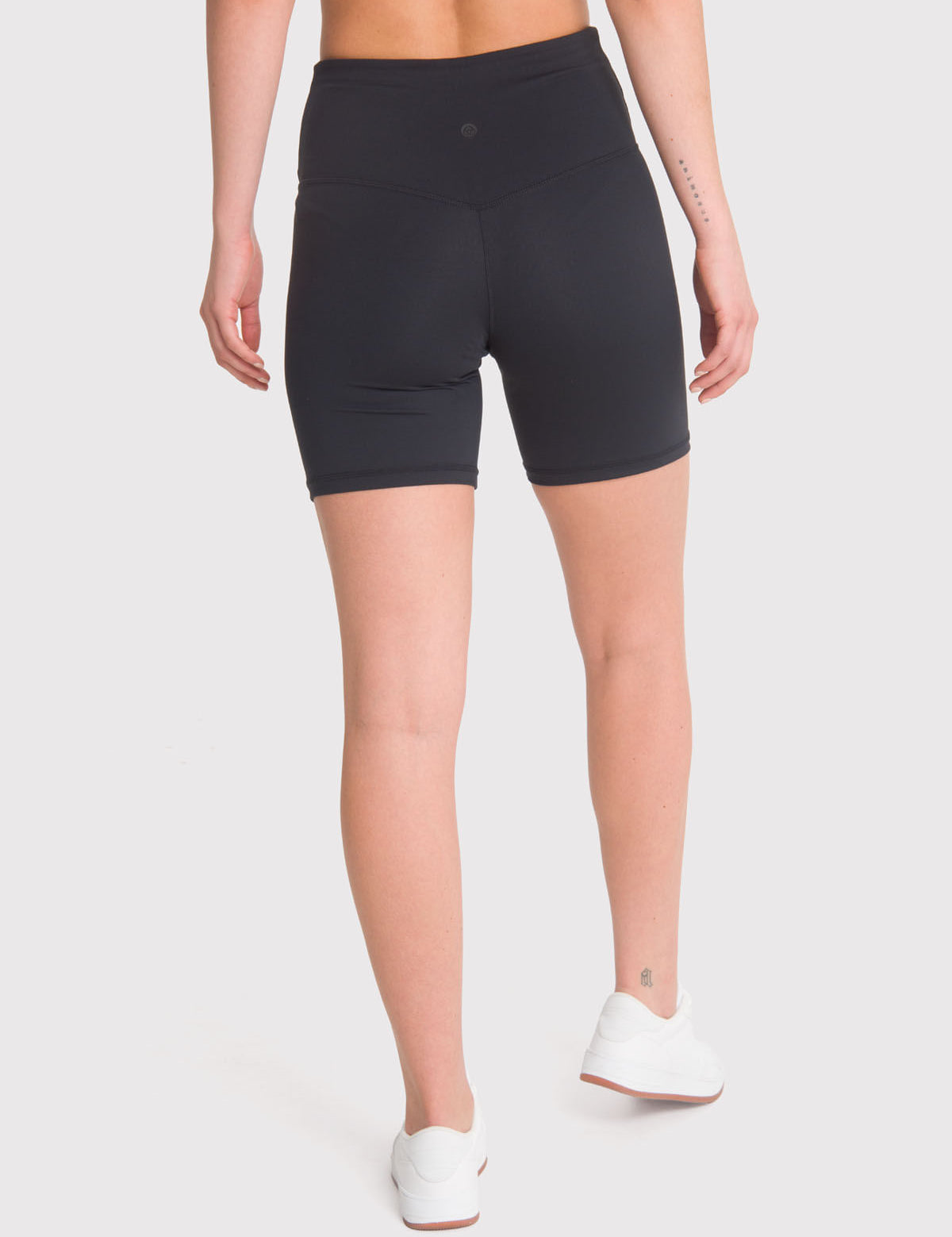 Biker Mujer Livia Negro Bsoul